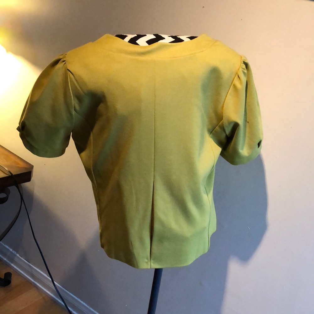 Jacket - Picture 3 of 4